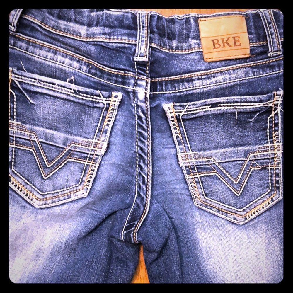 ✨BKE Boys Connor Straight Leg Size 10. ✨